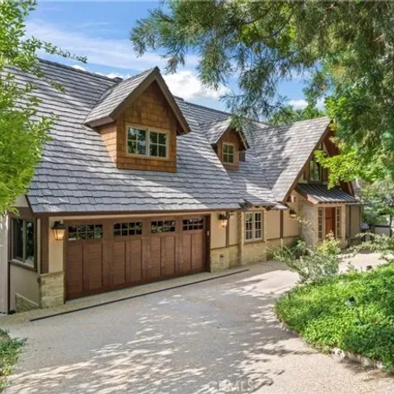 Buy this 5 bed house on 27941 Peninsula Drive South in Lake Arrowhead, CA 92352