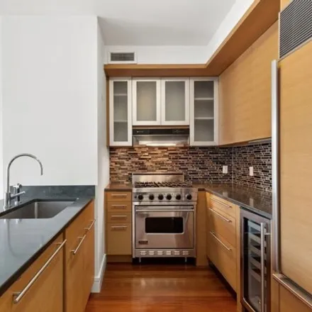 Image 4 - Little West Street, New York, NY 10280, USA - Condo for sale