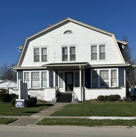 Buy this studio house on 409 South Cross Street in Robinson, IL 62454