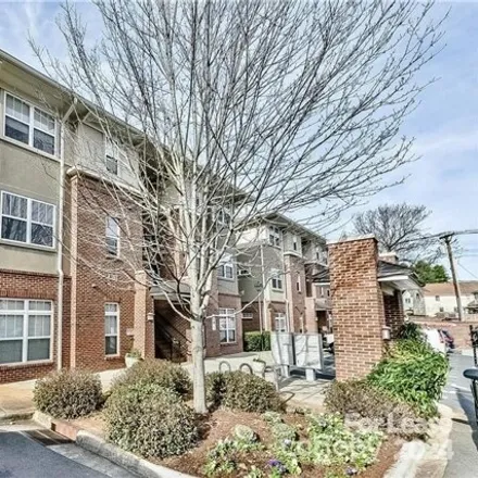 Rent this 2 bed condo on 1308 Kenilworth Avenue in Charlotte, NC 28203