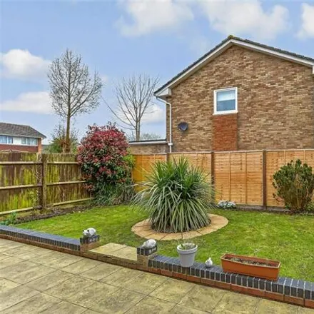 Buy this 3 bed house on Stroud Green Drive in North Bersted, PO21 5SY