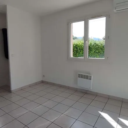 Rent this 6 bed apartment on 9 Place Général Leclerc in 38500 Voiron, France