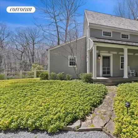Rent this 3 bed house on 17 Deep Woods Lane in Amagansett, East Hampton
