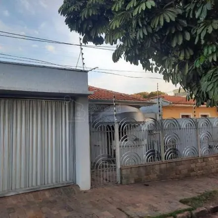 Buy this 3 bed house on Avenida Espanha in Araraquara, Araraquara - SP