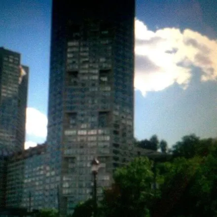 Image 6 - Tower I, 700 Boulevard East, Guttenberg, NJ 07093, USA - Condo for rent