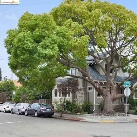 Image 4 - 5274 Lawton Avenue, Oakland, CA 94609, USA - House for rent