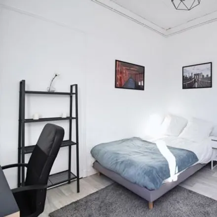 Rent this 1 bed room on 46 Rue Bonnefin in 33100 Bordeaux, France
