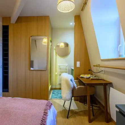 Rent this 4 bed room on 186 Rue du Général de Gaulle in 59370 Mons-en-Barœul, France