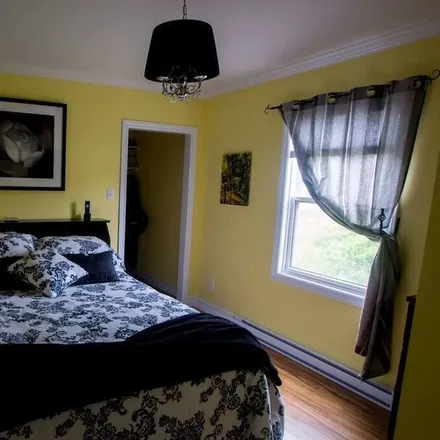 Rent this 2 bed house on Twillingate in NL A0G 4M0, Canada