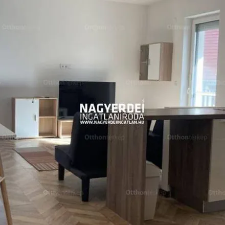 Rent this 4 bed apartment on Vojtina Bábszinház in Debrecen, Péterfia utca