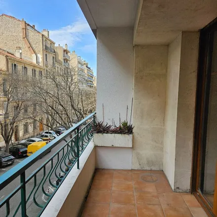 Image 2 - Préfecture des Bouches-du-Rhône (site Peytral), Rue Sylvabelle Robert de Vernejoul, 13006 Marseille, France - Apartment for rent