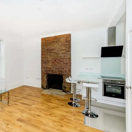 Rent this 1 bed apartment on Atterbury Road in London, N4 1SF