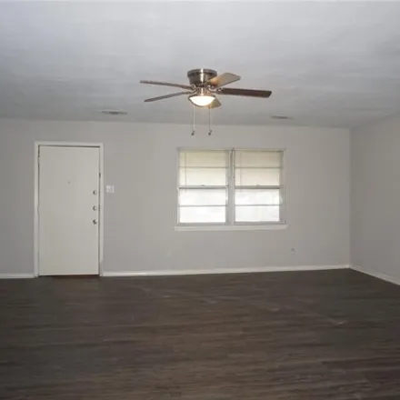 Buy this 3 bed house on 2926 North Prairie Creek Road in Dallas, TX 75227