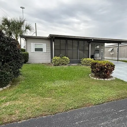 Buy this studio apartment on 510 Redwood Drive in Highlands County, FL 33875