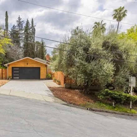 Buy this 5 bed house on Reliez Valley Road in Lafayette, CA 94706