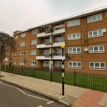 Buy this 2 bed apartment on Flat  in Londres, Great London