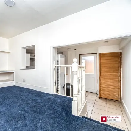 Rent this 4 bed townhouse on Kingston Vale in London, SW15 3RT