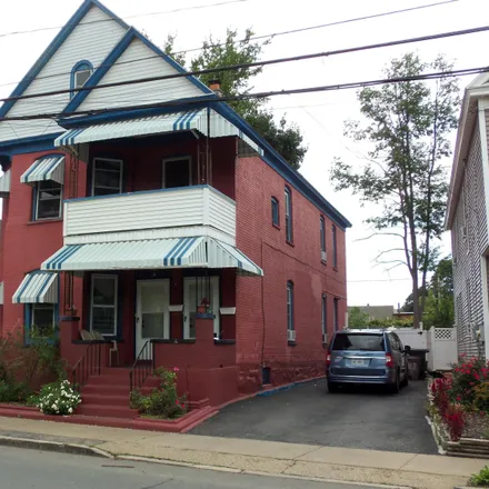 Image 3 - 1303 Albany Street, City of Schenectady, NY 12304, USA - Duplex for sale
