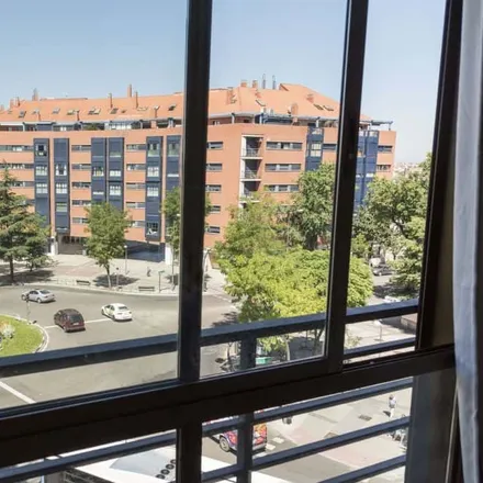 Image 4 - Paseo de los Pontones, 29, 28005 Madrid, Spain - Room for rent