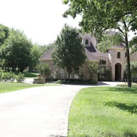 Buy this 3 bed house on 10513 Silver Fox Ct in Fort Worth, Texas