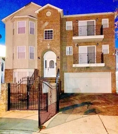 Rent this 3 bed house on 774 North 5th Street in Newark, NJ 07107