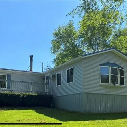 Buy this 4 bed house on 2860 North 2nd Street in Pymatuning South, Crawford County