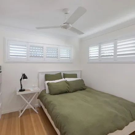 Rent this 3 bed apartment on 12 Rundle Street in Wandal QLD 4700, Australia