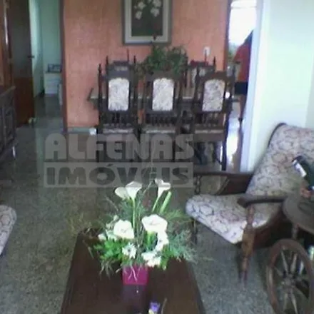 Buy this 6 bed house on Rua Nair Mendes Moreira in Sede, Contagem - MG
