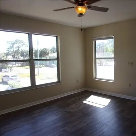 Image 7 - 877 Southeast Mayo Drive, Crystal River, Citrus County, FL 34429, USA - Condo for rent