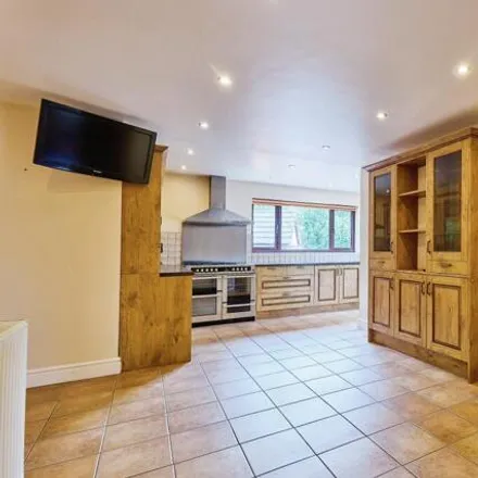 Image 3 - Woodbatch Road, Bishop's Castle, SY9 5AS, United Kingdom - House for sale
