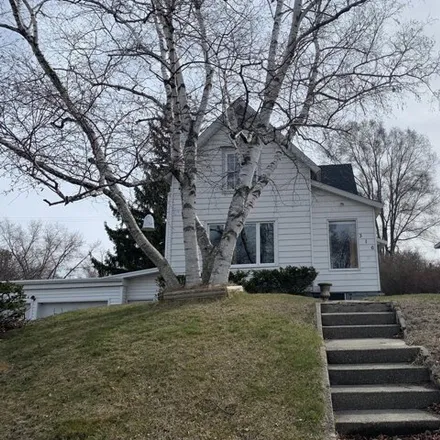 Buy this 3 bed house on 366 North Harrison Street in Ludington, MI 49431