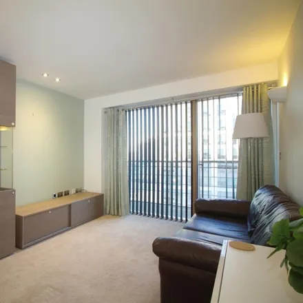 Image 1 - Whitehall Waterfront, Whitehall Riverside, Leeds, LS1 4EE, United Kingdom - Apartment for rent