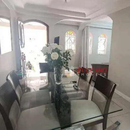Rent this 2 bed house on Rua Iracema Ubirajara Celeste in Centro, Guarulhos - SP