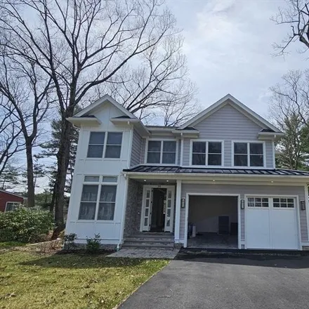 Rent this 4 bed house on 34 Bay View Road in Wellesley, MA 01500