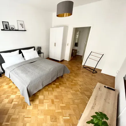 Rent this 4 bed apartment on Natonekstraße 28 in 04155 Leipzig, Germany