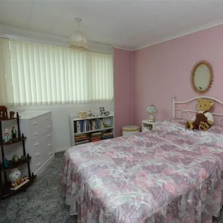 Image 7 - Orwell Drive, Turves Green, B38 8HZ, United Kingdom - Townhouse for sale