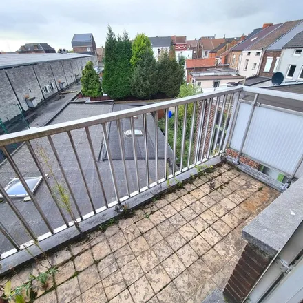 Image 4 - Chaussée de Lodelinsart 198, 6060 Charleroi, Belgium - Apartment for rent
