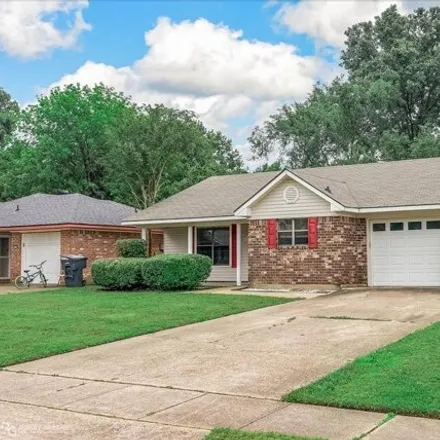 Rent this 3 bed house on 6018 Running Brook Lane in Brookhaven Estates, Bossier City