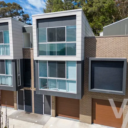 Rent this 3 bed townhouse on Fernleigh Track in Adamstown NSW 2289, Australia