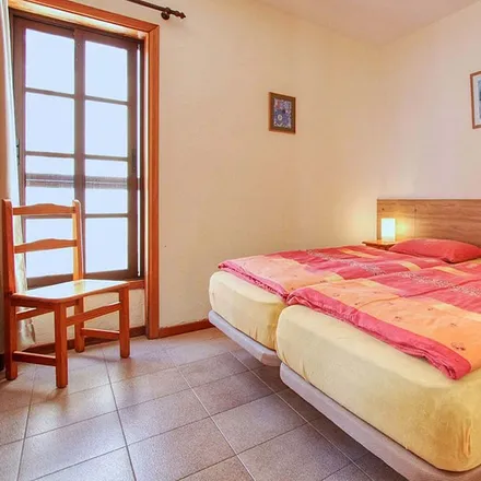 Rent this 2 bed house on Calle Maximiliano Darias Montesinos in Los Llanos de Aridane, Spain