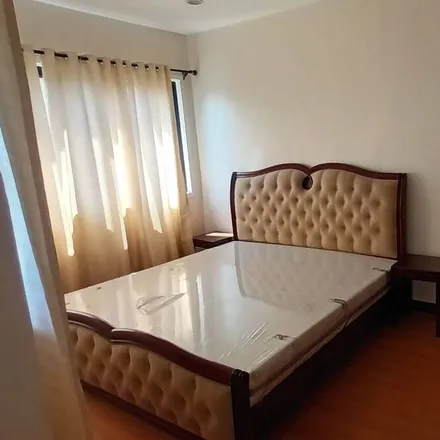 Rent this 5 bed house on Lapulapu in N. Escario Street, Cebu City