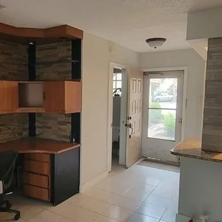 Image 3 - Cypress Glen Drive, Coral Springs, FL 33071, USA - Townhouse for rent