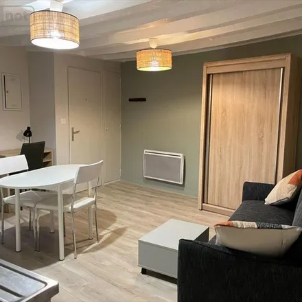 Rent this 1 bed apartment on 44 Quai Béatrix de Gavre in 53000 Laval, France