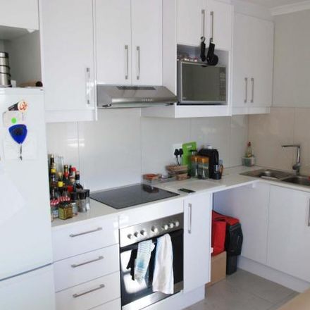 Rent this 2 bed apartment on The Paragon in Main Road, Observatory