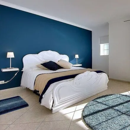 Rent this 5 bed house on 8200-609 Distrito de Évora