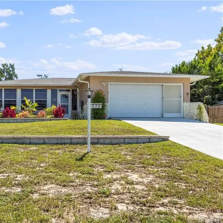 Image 1 - 30 Truman Boulevard, Beverly Hills, Citrus County, FL 34465, USA - House for sale