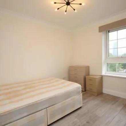 Image 4 - Montrose House, Westferry Road, Millwall, London, E14 3SE, United Kingdom - Apartment for rent