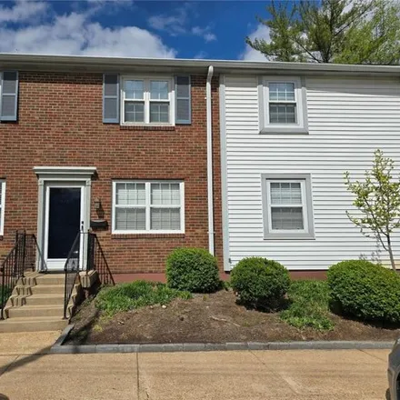 Rent this 2 bed condo on 1600 Thrush Terrace in Brentwood, Saint Louis County