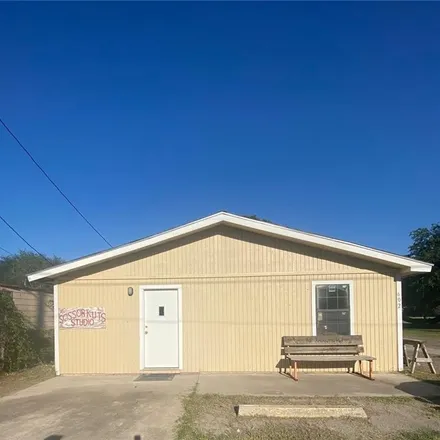 Buy this 2 bed house on 600 McMasters Road in Alice, TX 78332