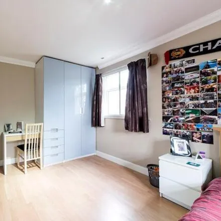 Image 4 - Rushford Court, Rushford Avenue, Manchester, M19 2HF, United Kingdom - Apartment for sale